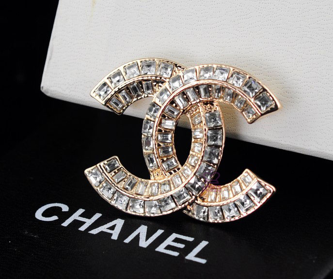 Spilla Chanel Modello 324